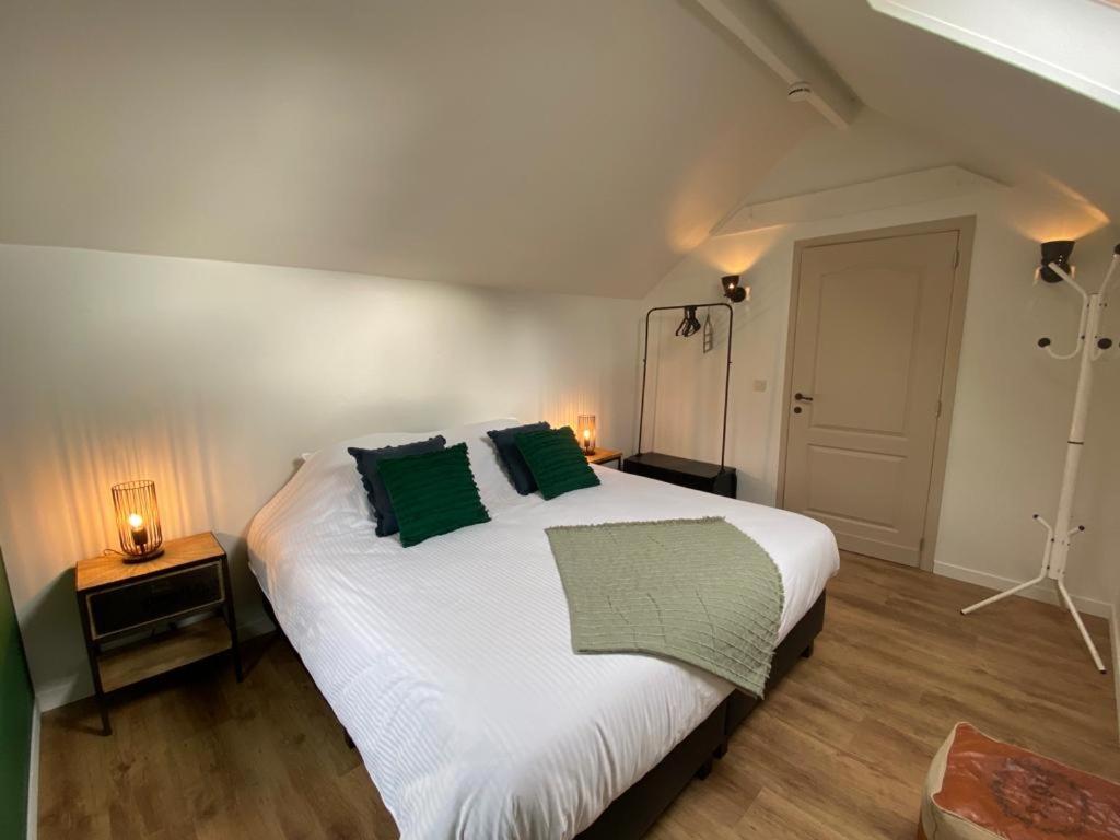 Bed and Breakfast La Chocolaterie Roly Exterior foto